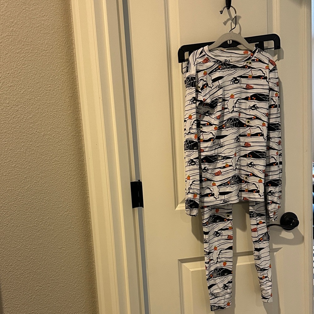 Halloween Print Pajama Set